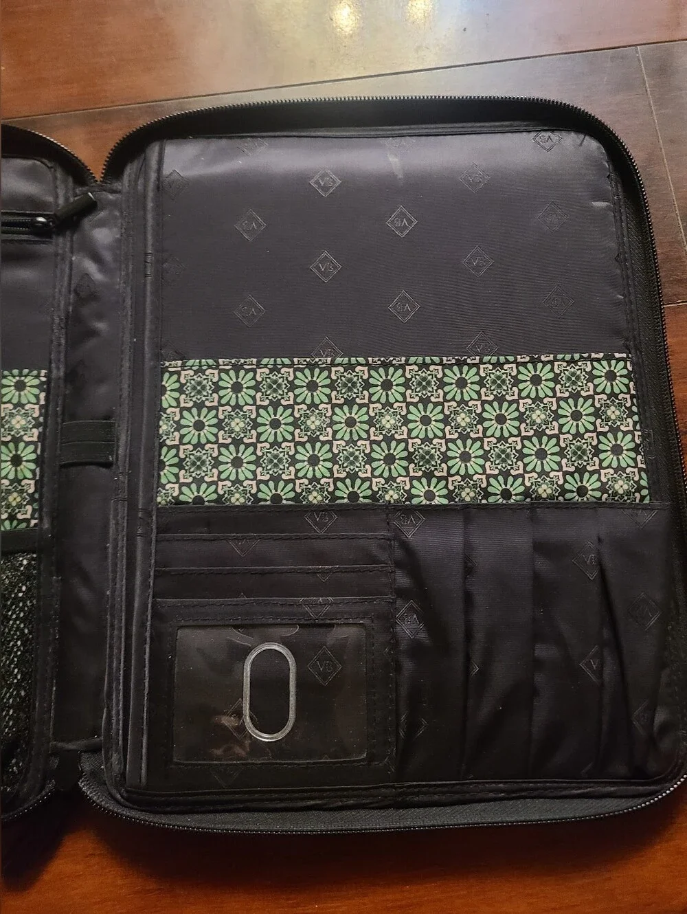 Vera Wang Tablet Case/ Organizer Quilted